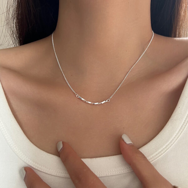 Special-interest Design All-match Pearl Temperament Clavicle Chain - Image 8