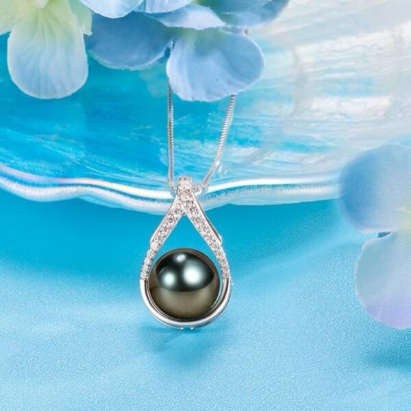 Tahitian Black Pearl Necklace - Image 2