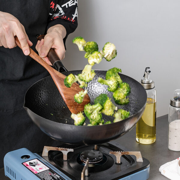 Iron Pan Traditional Iron Wok Handmade - Image 9